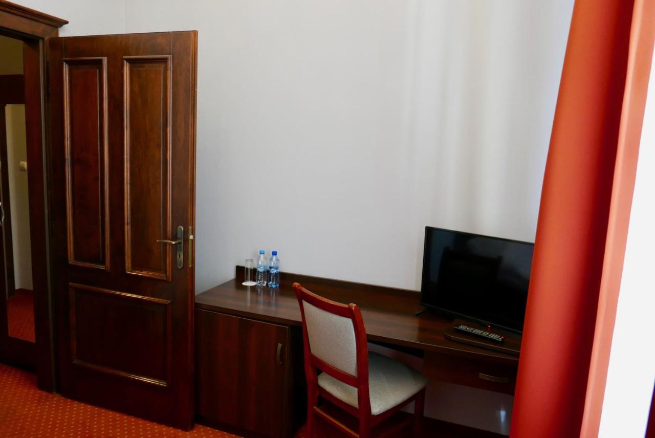 Staromiejski Piwowar Hotel เลกนิตซา ภายนอก รูปภาพ