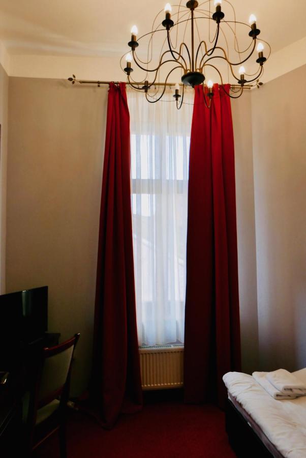 Staromiejski Piwowar Hotel เลกนิตซา ภายนอก รูปภาพ
