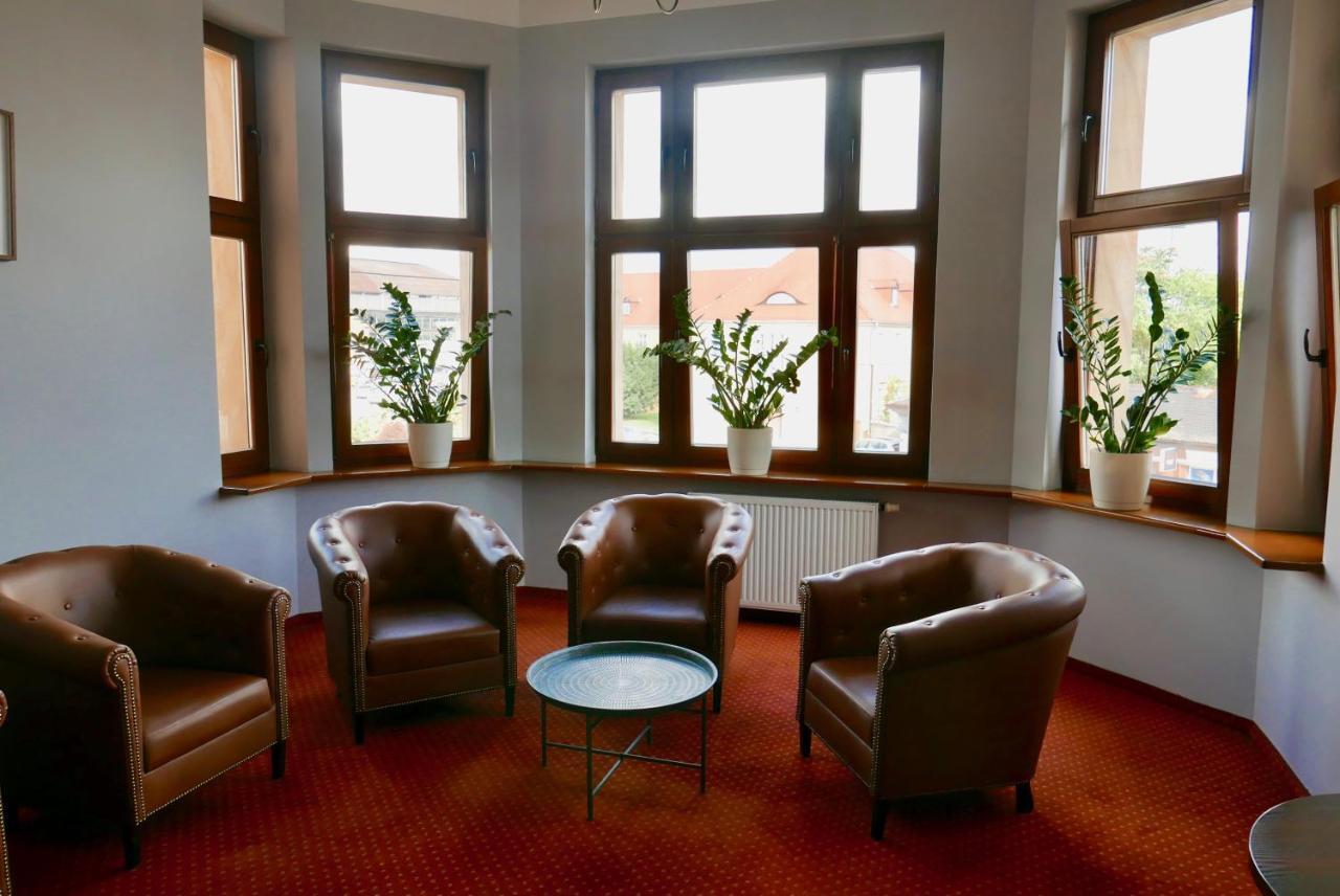 Staromiejski Piwowar Hotel เลกนิตซา ภายนอก รูปภาพ